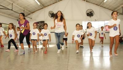 BECAS PARA LA ESCUELA DE DANZA DE VALERIA ARCHIMÓ , MUNICIPIO DE SAN ISIDRO