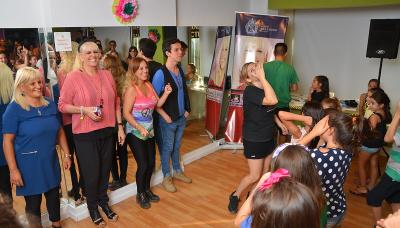 BECAS ESCUELA DE VALERIA LYNCH, MUNICIPIO DE SAN ISIDRO