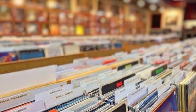 Feria de vinilos, Municipio de San Isidro