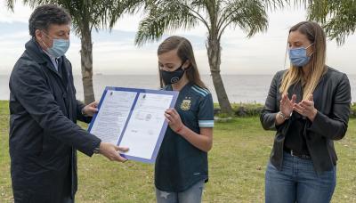 municipio de san isidro, deporte, distincion, zoe puente, vecina ejemplar